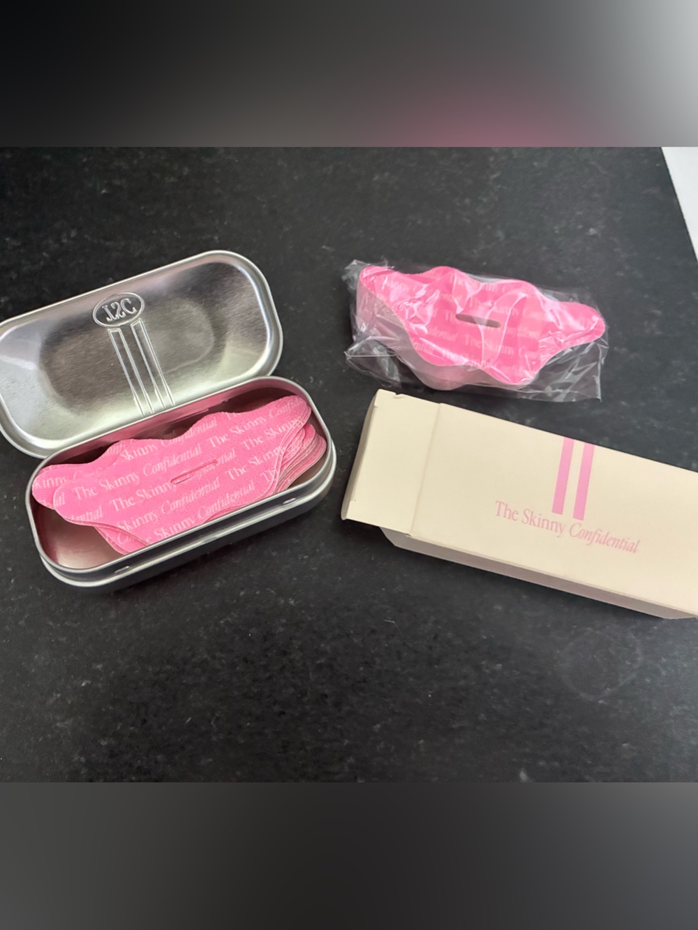 The Skinny Confidential Hydrating Pink Lip Masks - Overnight Moisture Treatment